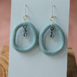 Boucles d’oreilles Anneau bleu en porcelaine