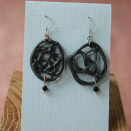 Boucles d’oreilles Filigrane noire en porcelaine