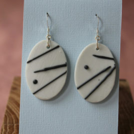 Boucles d’oreilles Graphique ovale en porcelaine
